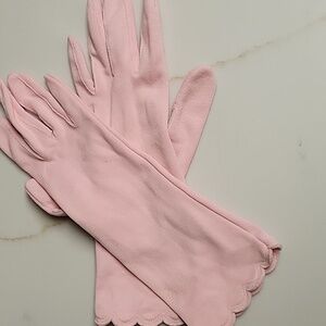 Vintage Ladies Gloves In True Light Pink Size 6